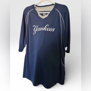 New York Yankees On Field Majestic Warm Up Shirt Short Sleeve